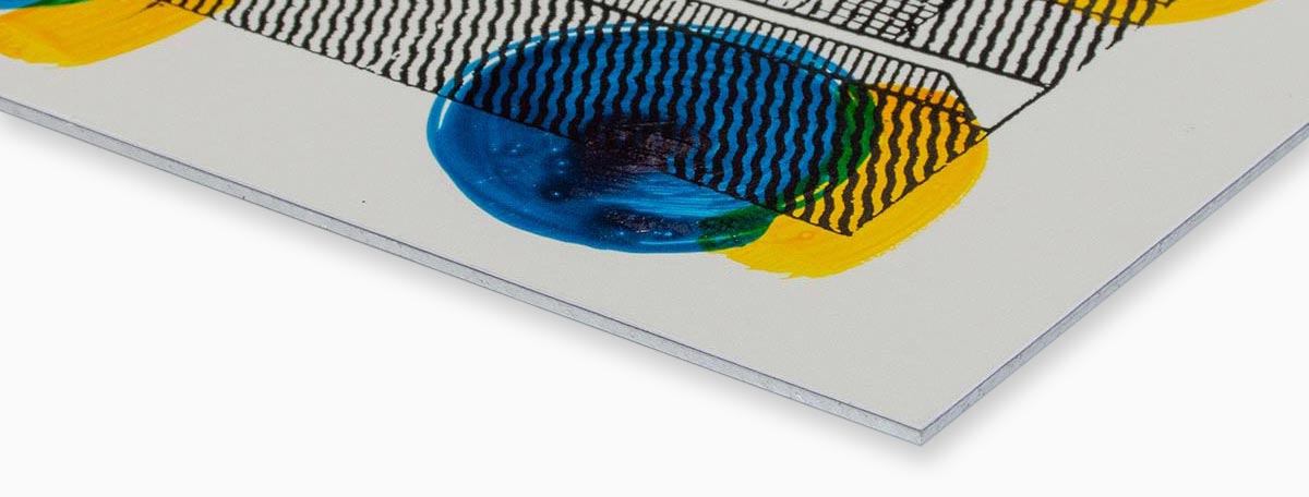 Kasjering av fine art print på aluplate i PIGS-studio i Oslo